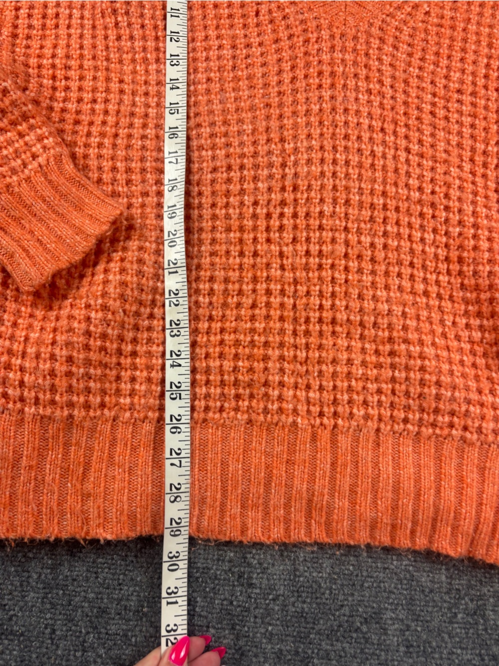 AMERICAN EAGLE Women’s Vibrant Orange V-Neck Textured Waffle-Knit Sweater -Large - Picture 6 of 6